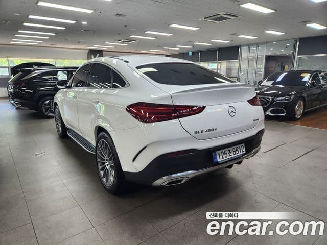 Mercedes-Benz GLE-Class 2023 — Фото 1/20
