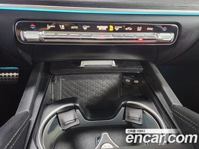 Mercedes-Benz GLE-Class 2023 — Фото 17/20