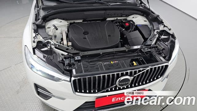 Volvo XC60 2024 — ფოტო 6/20