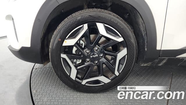 Kia Seltos 2025 — ფოტო 4/20