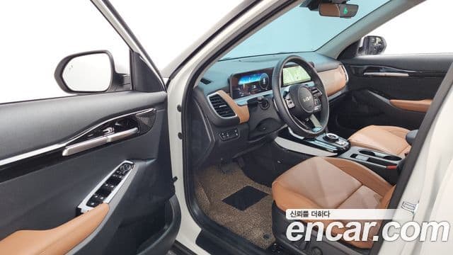 Kia Seltos 2025 — ფოტო 8/20