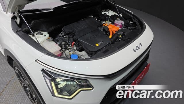 Kia Niro 2022 — фото 6 из 20