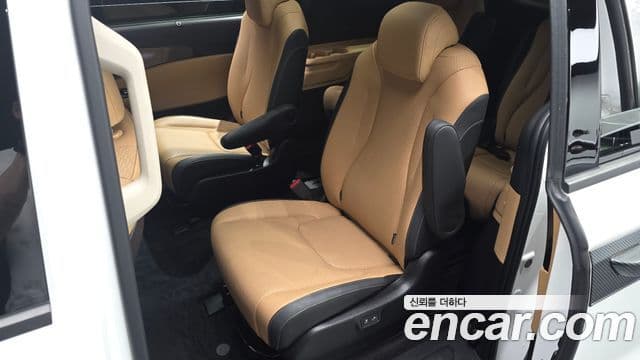 Kia Carnival 2022 — Şəkil 12/20