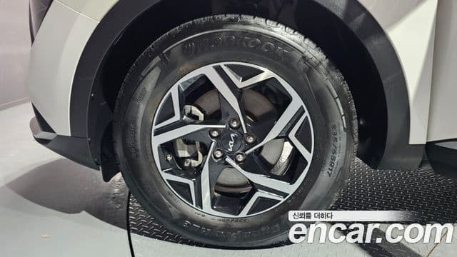 Kia Sportage 2022 — фото 5 из 20