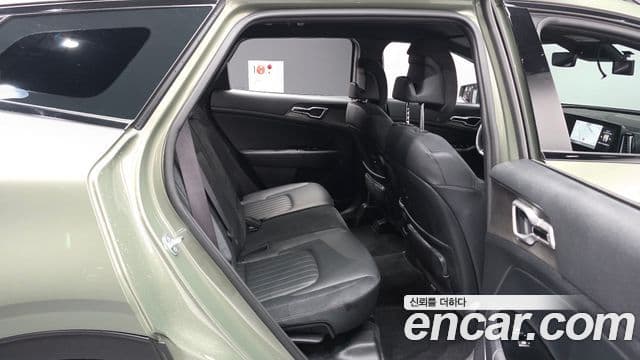 Kia Sportage 2024 — фото 12 из 20
