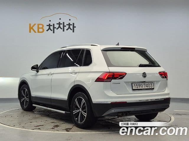 Volkswagen Tiguan 2020 — ფოტო 1/19