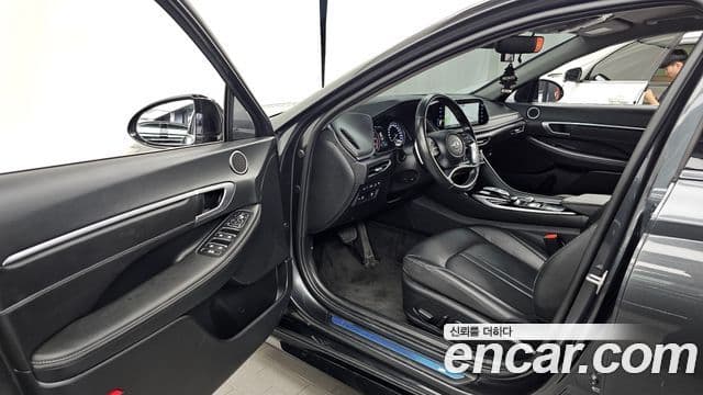 Hyundai Sonata 2022 — фото 10 из 20