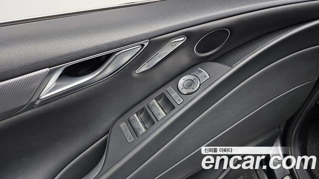 Genesis Electrified G80 2020 — фото 13 из 20