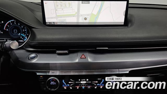 Genesis Electrified G80 2020 — фото 16 из 20