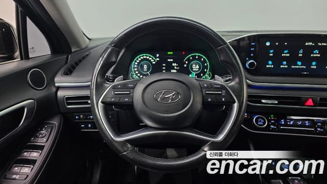 Hyundai Sonata 2022 — ფოტო 13/20