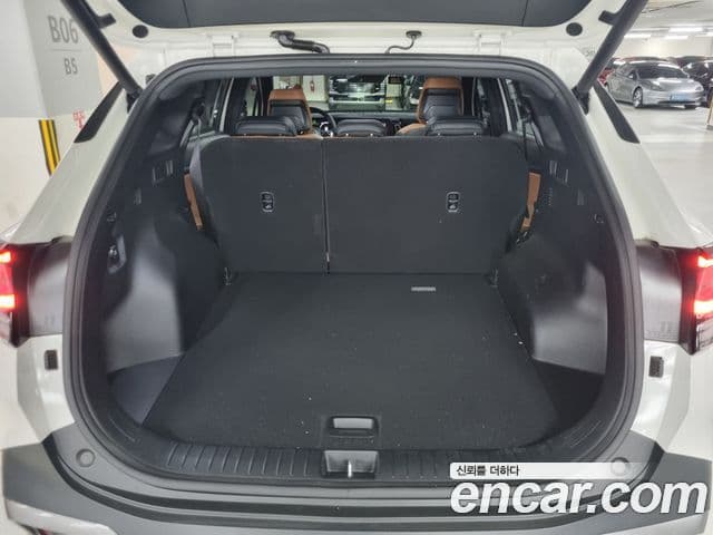Kia Sportage 2024 — фото 13 из 19