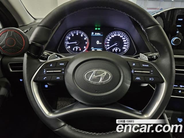 Hyundai Sonata 2022 — ფოტო 12/20