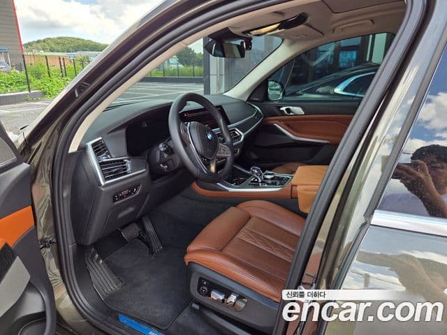 BMW X7 2022 — ფოტო 7/16