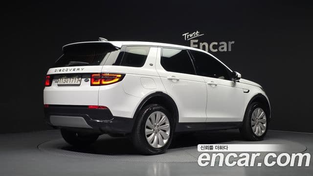 Land Rover Discovery Sport 2020 — ფოტო 2/20