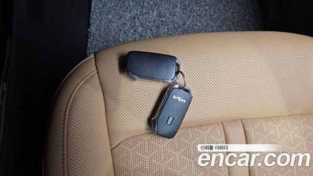 Kia Sorento 2023 — фото 16 из 20