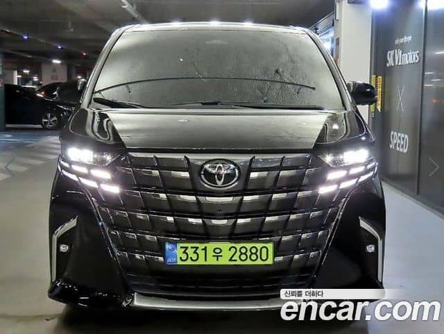Toyota Alphard, 2024