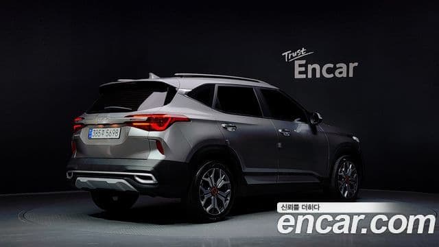 Kia Seltos 2022 — Şəkil 2/20