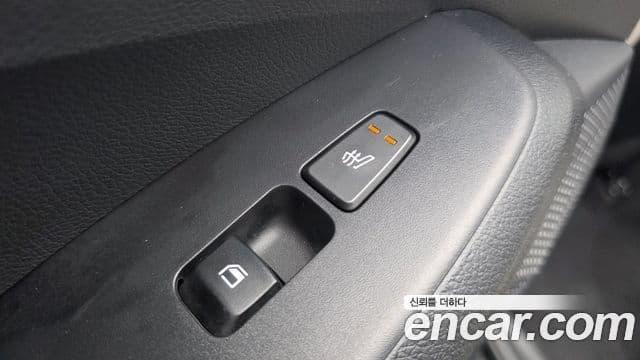 Kia Seltos 2022 — ფოტო 19/20