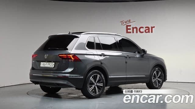 Volkswagen Tiguan 2020 — ფოტო 2/20