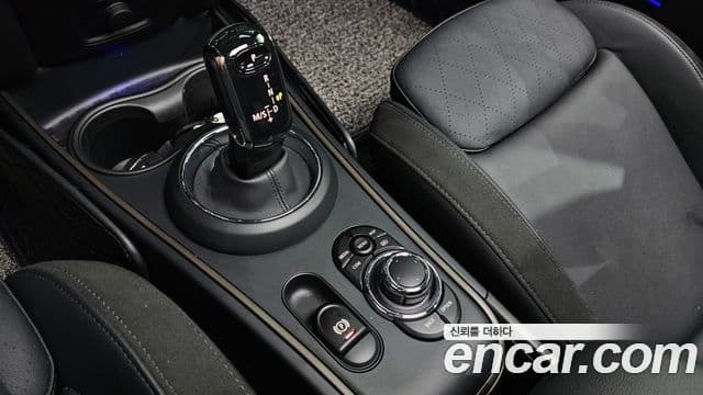 Mini Cooper Countryman 2024 — ფოტო 7/20