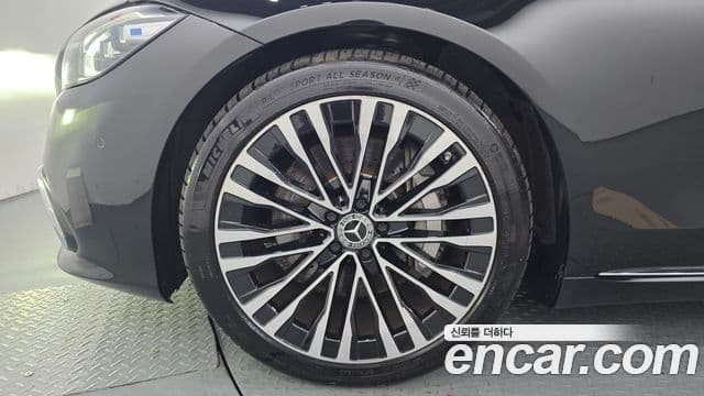 Mercedes-Benz S-Class 2021 — ფოტო 5/20