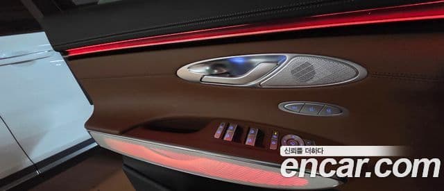 Genesis GV70 2025 — ფოტო 9/9