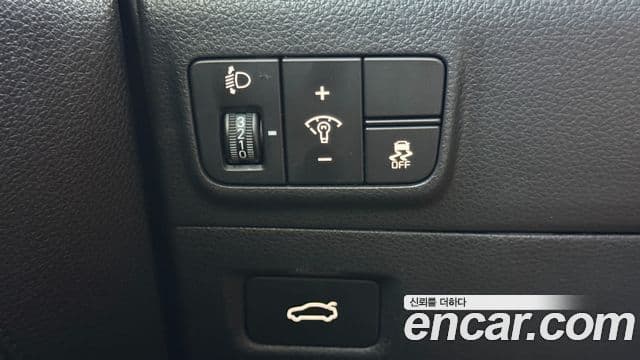 Kia K5 2025 — фото 13 из 19