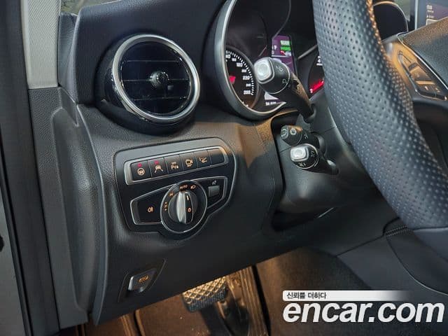 Mercedes-Benz GLC-Class 2018 — фото 12 из 19