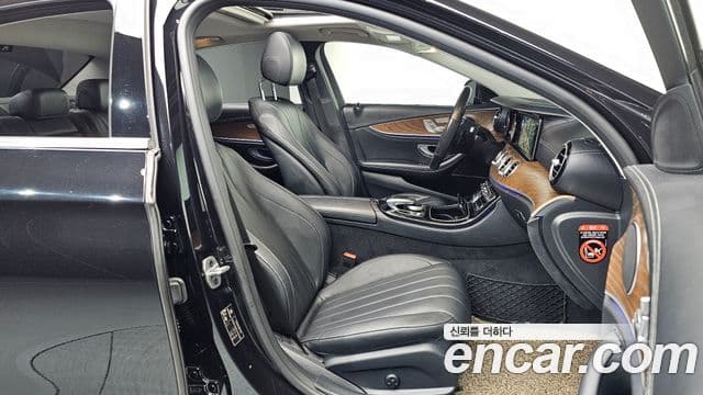 Mercedes-Benz E-Class 2019 — Şəkil 4/20