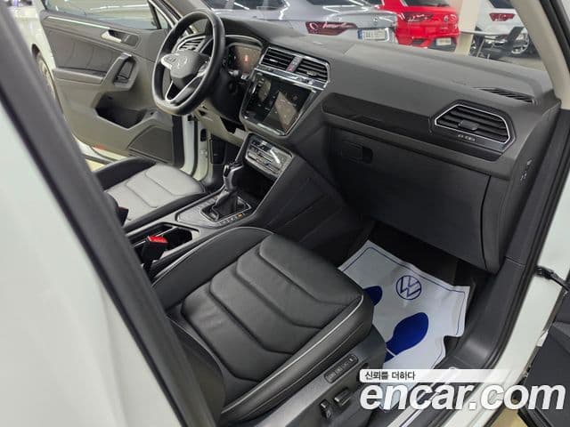 Volkswagen Tiguan 2022 — фото 18 из 20