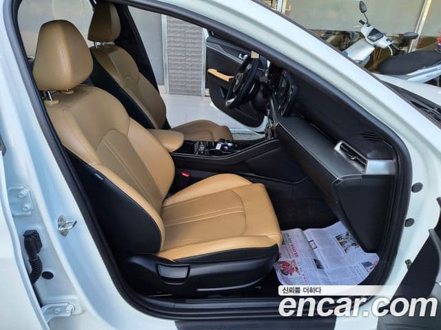 Kia K5 2020 — Şəkil 16/20