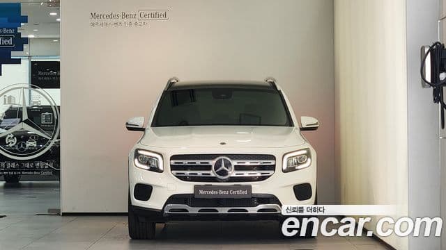 Mercedes-Benz GLB-Class 2021 — Фото 1/20