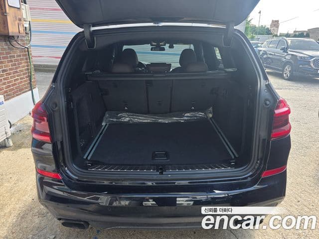BMW X3 2021 — ფოტო 18/18