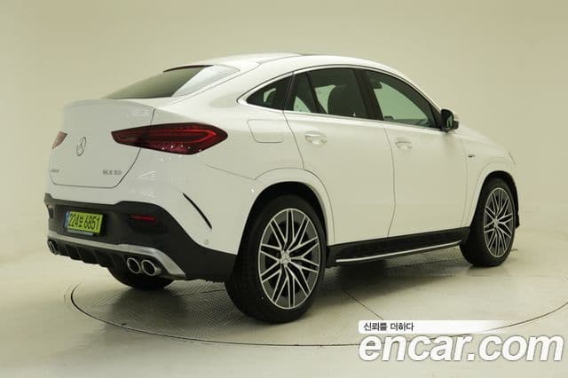 Mercedes-Benz GLE-Class 2025 — Photo 12/20