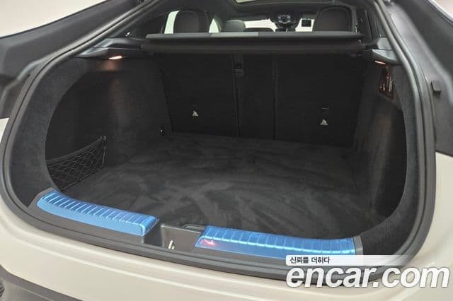 Mercedes-Benz GLE-Class 2025 — Photo 9/20