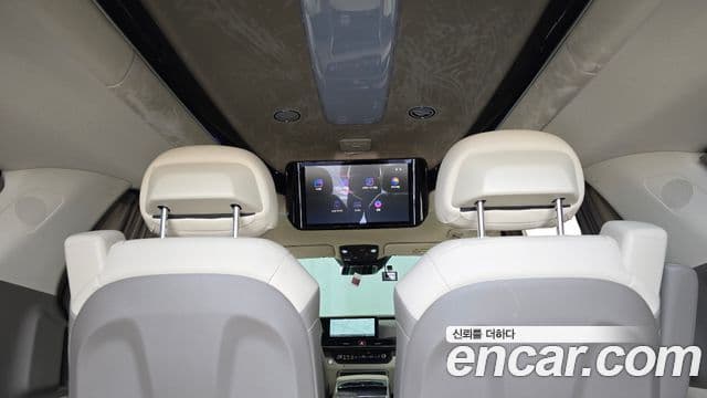 Kia Carnival 2025 — Photo 4/32