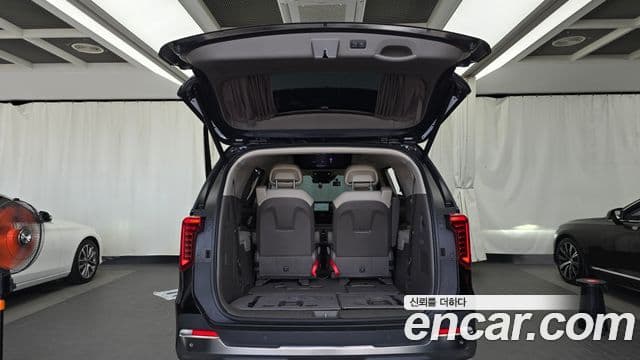 Kia Carnival 2025 — Photo 9/32