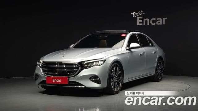 Mercedes-Benz E-Class 2024 — Şəkil 13/20