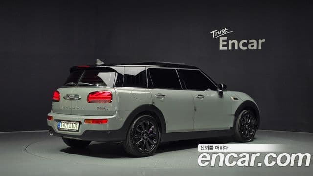 Mini Cooper D Clubman 2021 — Photo 25/33