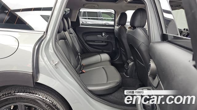 Mini Cooper D Clubman 2021 — Photo 26/33