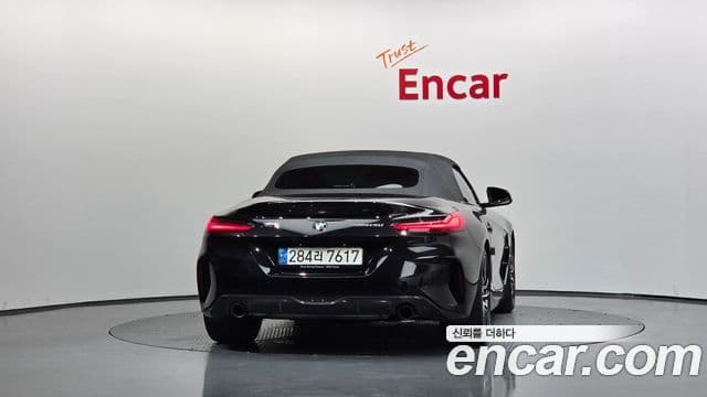 BMW Z4 2023 — Photo 18/31