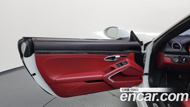 Porsche 718 Boxster 2019 — Şəkil 17/30