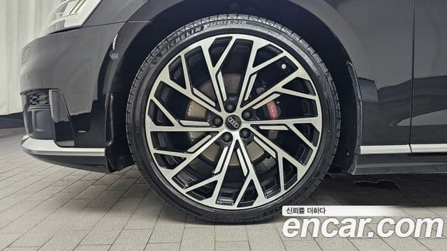 Audi A8 2020 — Photo 36/36