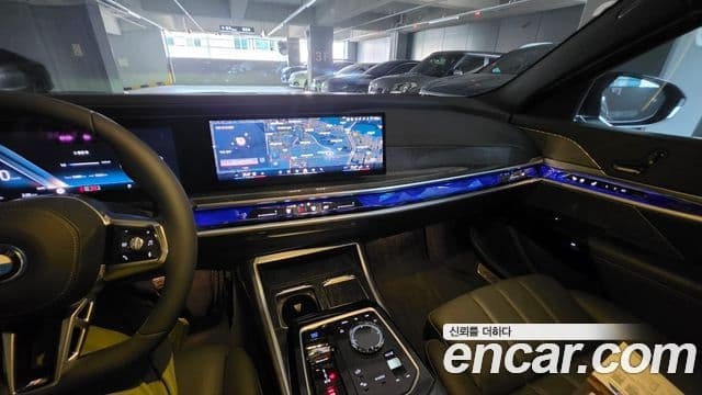 BMW 7 Series 2025 — Photo 5/7