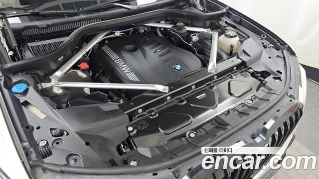 BMW X7 2024 — Photo 25/35