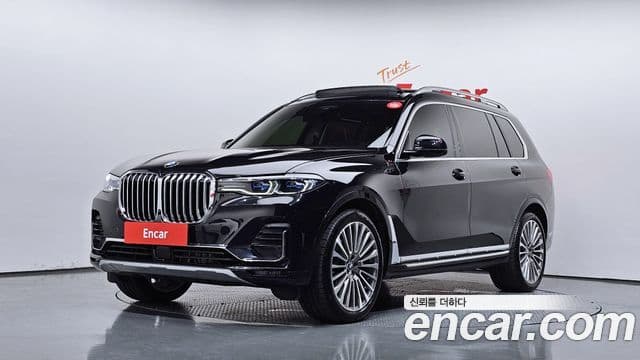 BMW X7 2021 — Photo 4/39