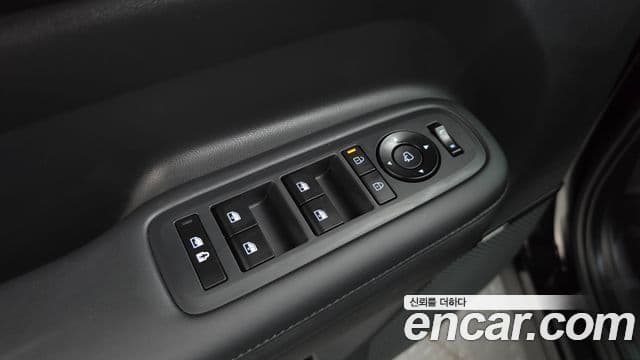 Hyundai Santa Fe 2024 — Photo 14/40