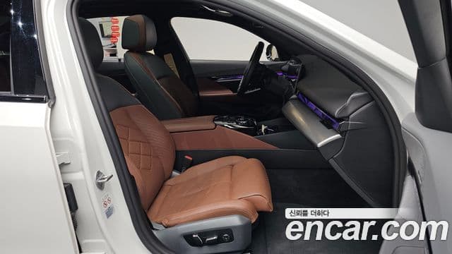 BMW i5 2024 — ფოტო 25/36