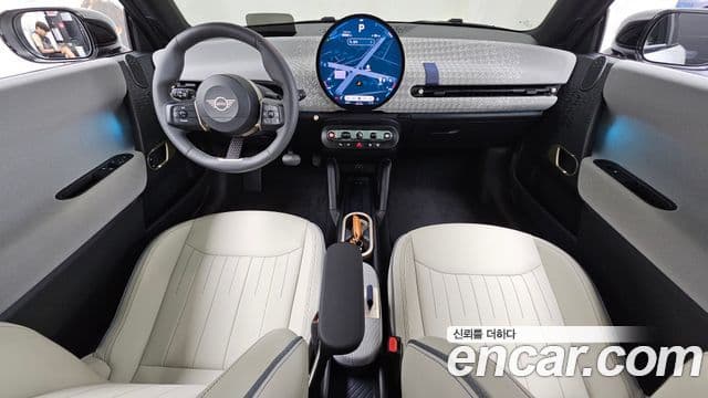 Mini Cooper Electric 2024 — ფოტო 29/35