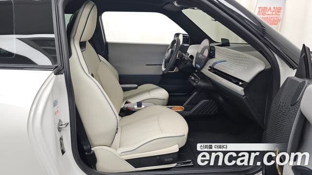 Mini Cooper Electric 2024 — ფოტო 35/35